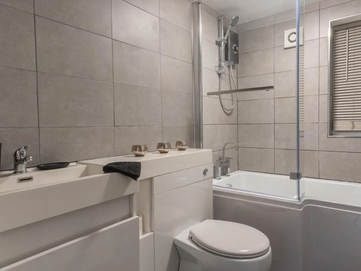 Southernhay Basement Apartment Exeter
